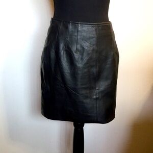 Tannery west women’s black leather midi skirt zip up back size 6
